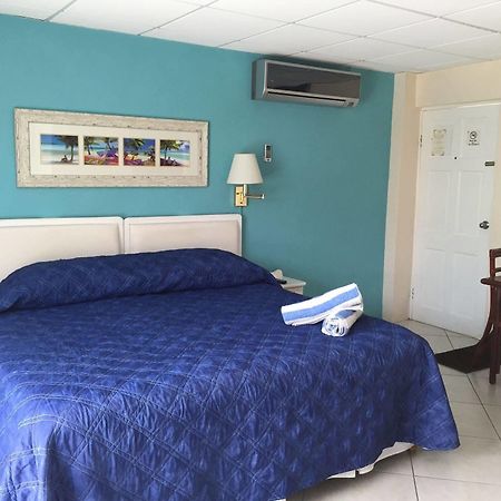Southern Surf Beach Apartments Rockley Exterior foto