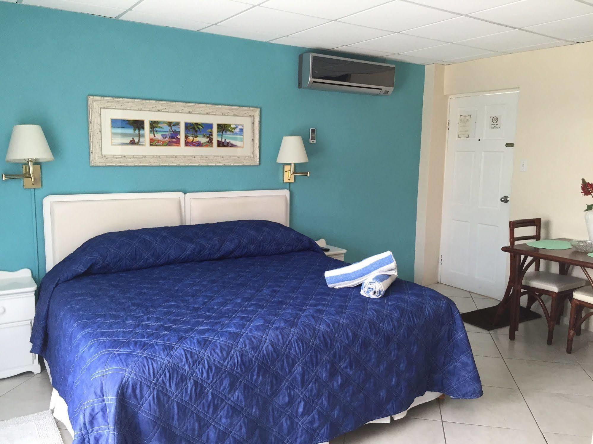 Southern Surf Beach Apartments Rockley Exterior foto